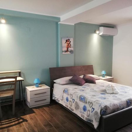 Siracusa Holiday House Hotel Syracuse Exterior photo